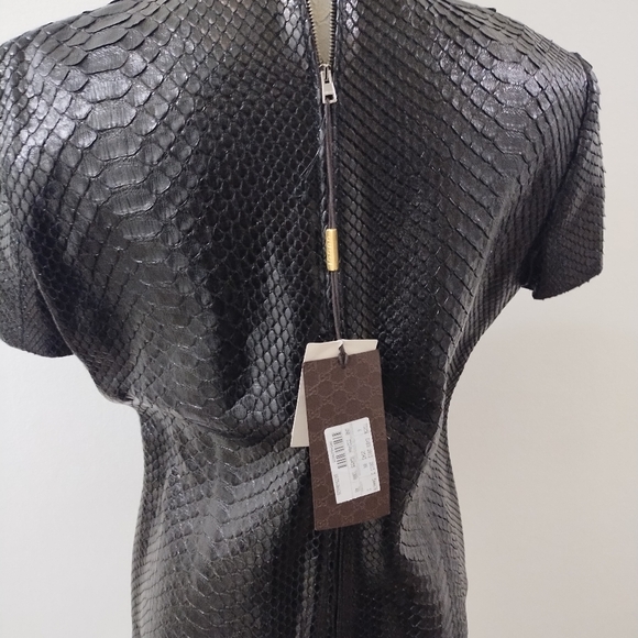 GUCCI TOP OR JACKET BLACK PYTHON - Picture 5 of 13